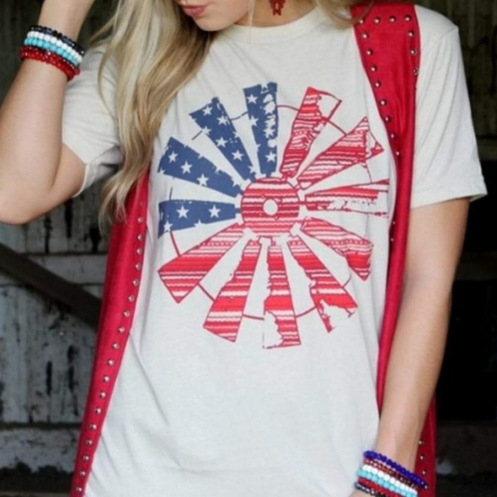 Crazy Train Size Medium Free As the Wind Flag Windmill Heather Tan Shirt